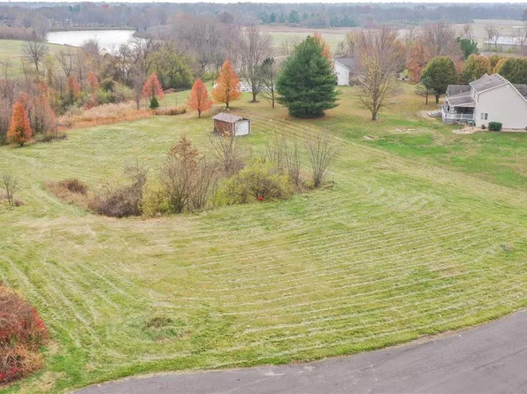 5 Woodruff Ct, Bethalto, IL 62010