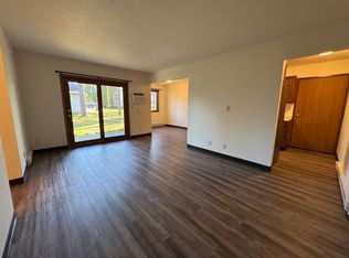 302 Balsam St APT B, Woodruff, WI 54568
