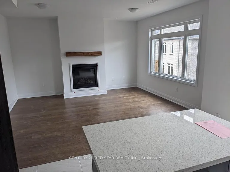 180 Franklin Trl #UPPER — Photo 5