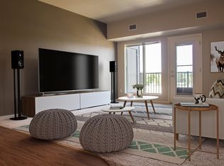 1805 2nd Ave SW #214, Minot, ND 58701