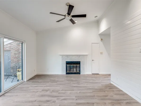 411 Pebble Way APT 245, Arlington, TX 76006