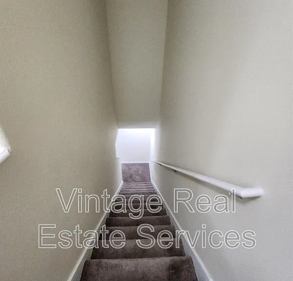 10932 Keys Gate — Photo 13