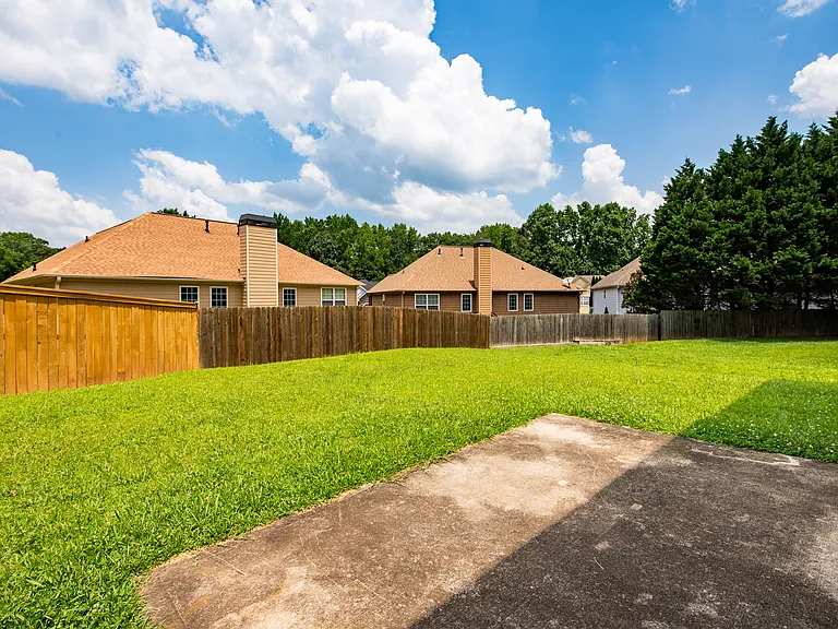 KH_7702ParksideDr_Web--5_07062026