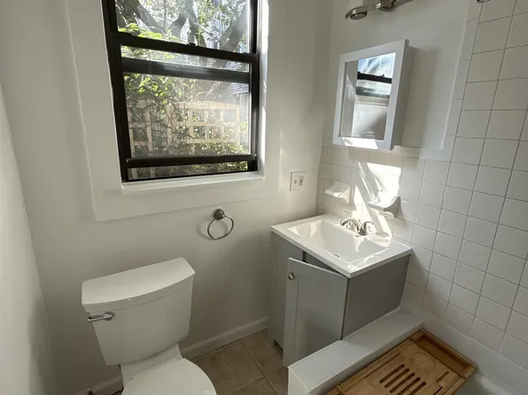 644 Westside Avenue image 10 of 12