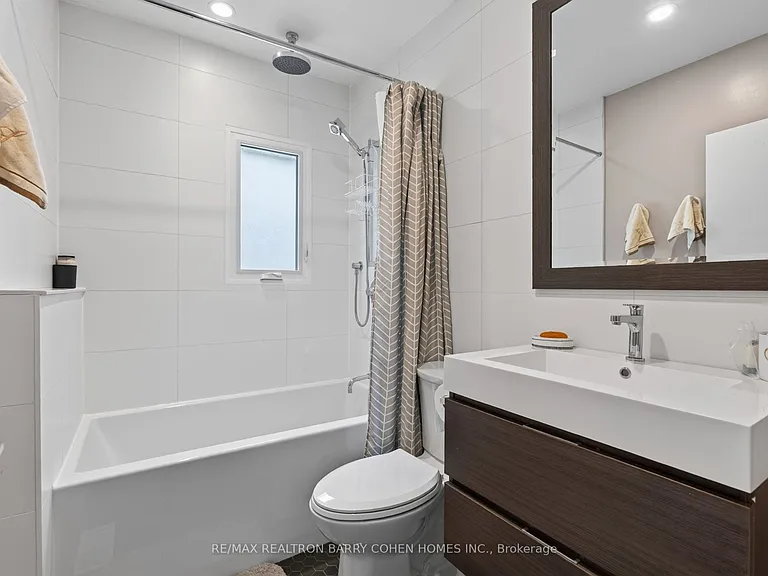 43 Helena Ave — Photo 24