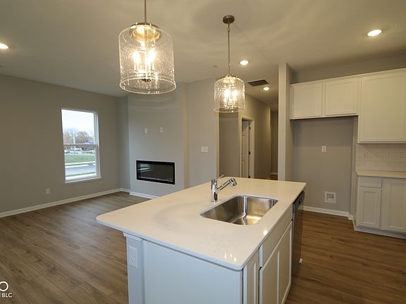 2nd image of 10716 Mangrove Dr