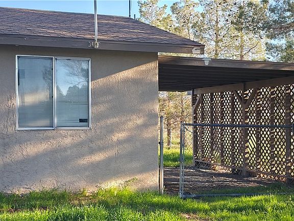 2nd image of 3000 E McGraw Rd #B