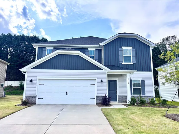 2127 Rolling Hills Ct, Stanley, NC 28164