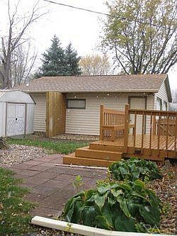 4th image of 5901 W Essex Dr