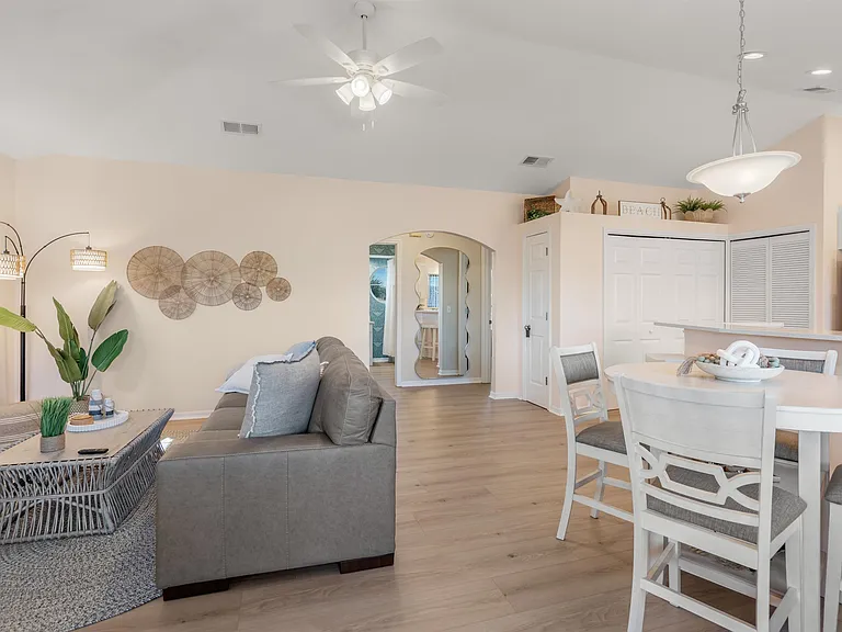 740 A1a Beach Blvd #B — Photo 8