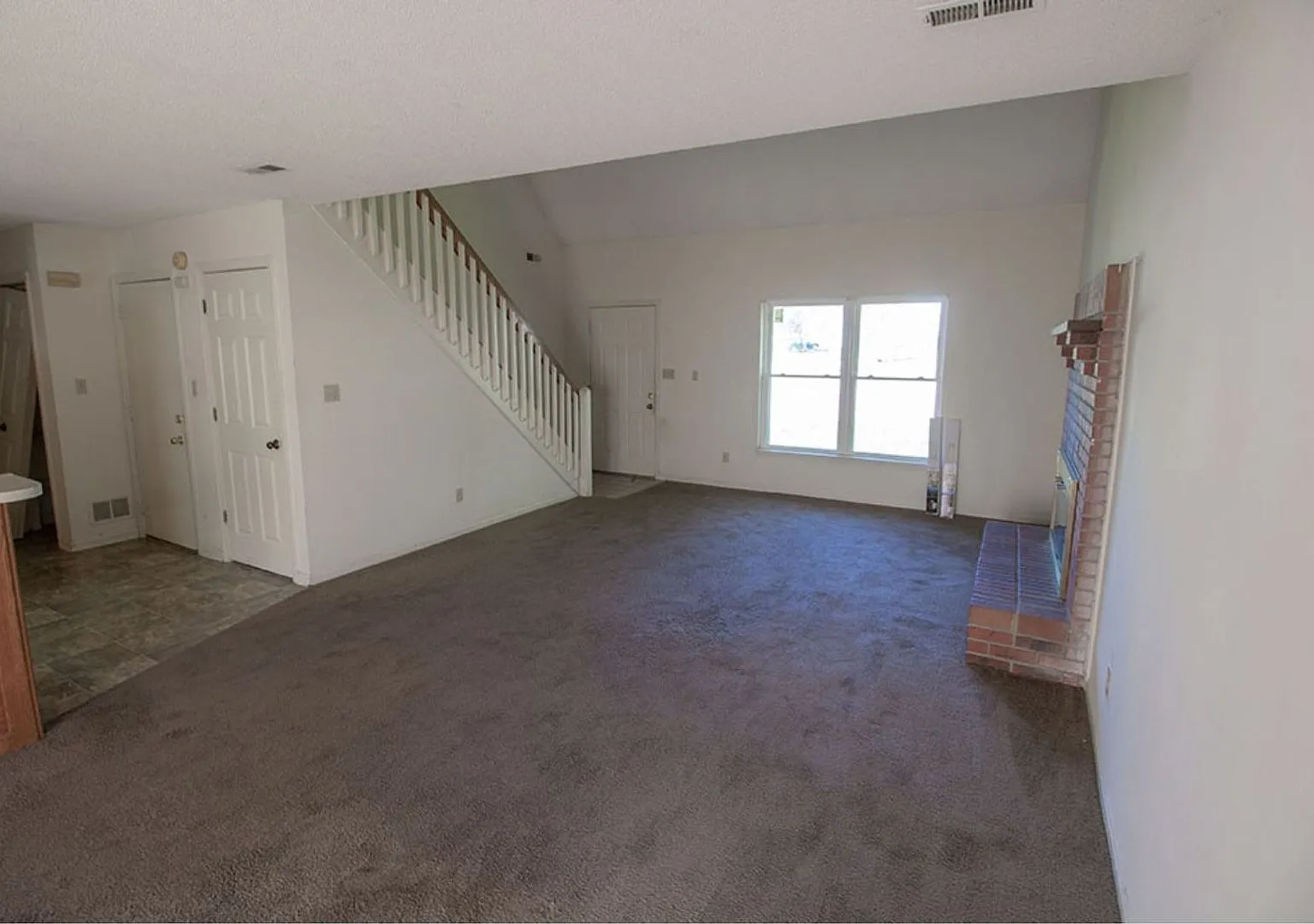 Three bedroom, two and a half bath — Photo 4