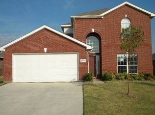 2772 Park Pl, Grand Prairie, TX 75052