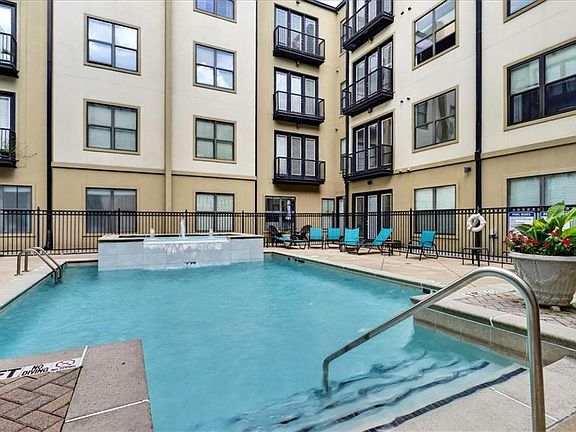5th image of 5300 Peachtree Rd Unit 2604
