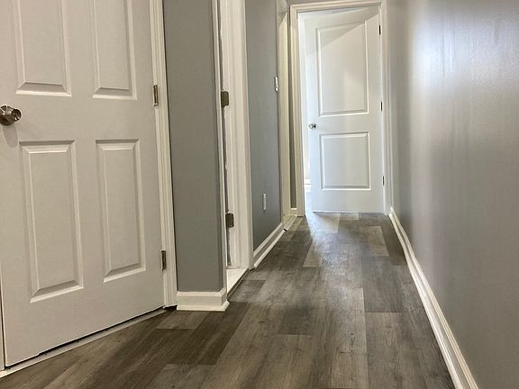 3rd image of 1910 W Berks St #2