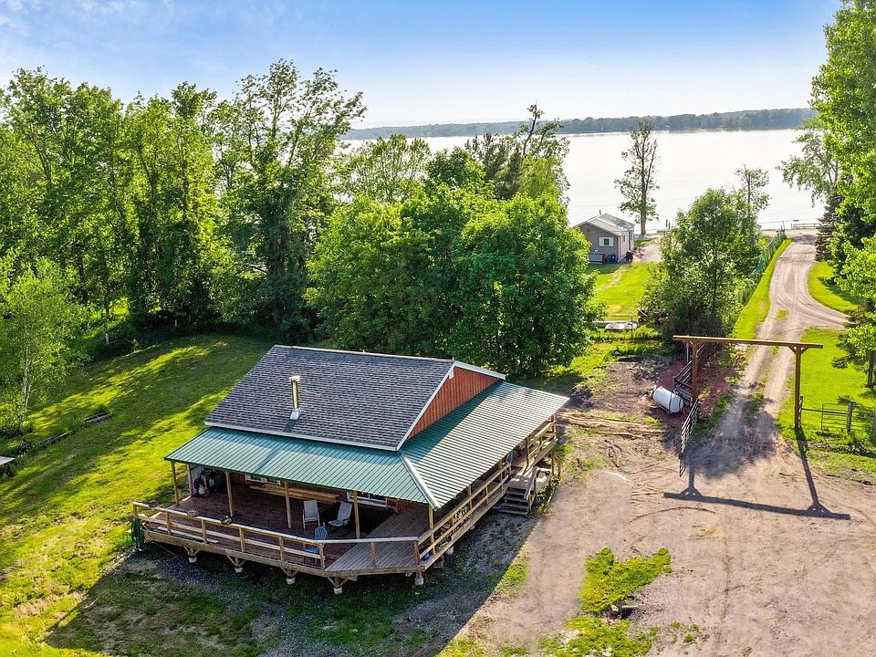 30 Senesac Place, Isle La Motte, VT 05463 Zillow