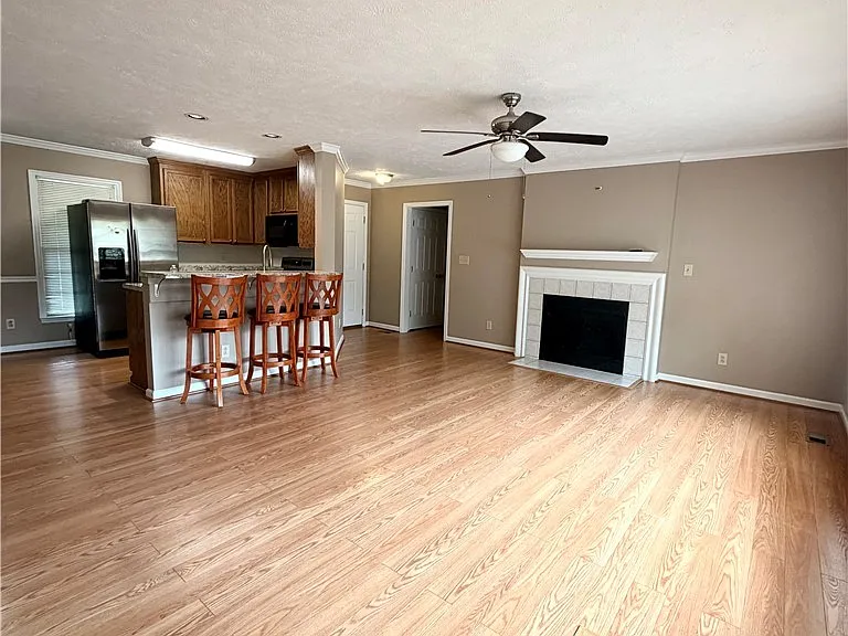 1018 Brisson Rd — Photo 7