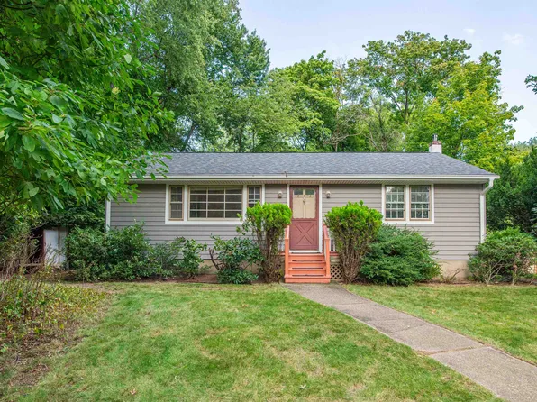 223 Alexander Ave, Montclair, NJ 07043