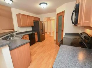 500 Commander Ct, Fort Atkinson, WI 53538