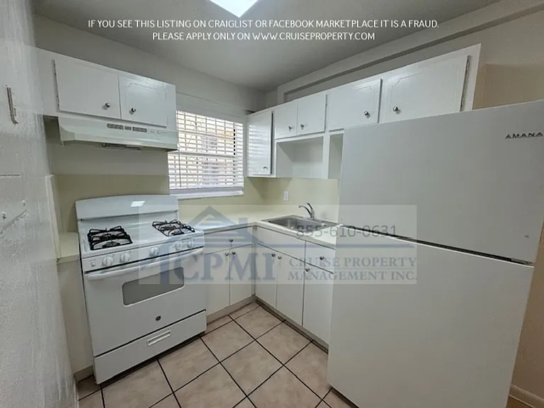 2031 NE 139 St North Miami Beach, FL 33181 — Photo 16