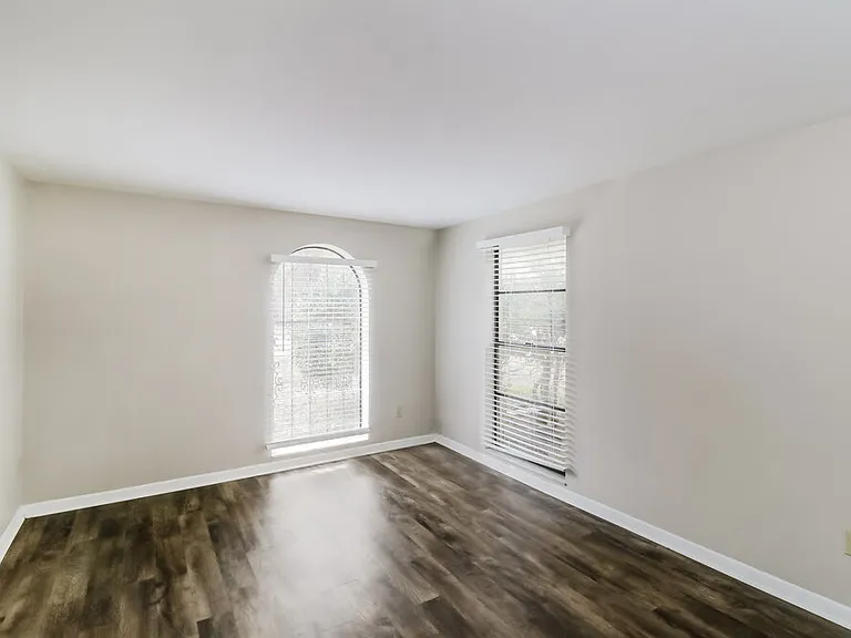 8499 Vicksburg Rd — Photo 13