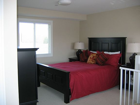 5th image of 320 Blue Star Hwy APT 11