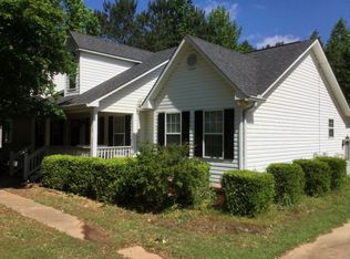 527 Aarons Cir, Gray, GA 31032