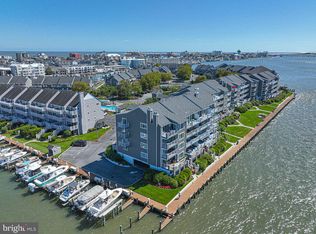 427 14th St #M103, Ocean City, MD 21842