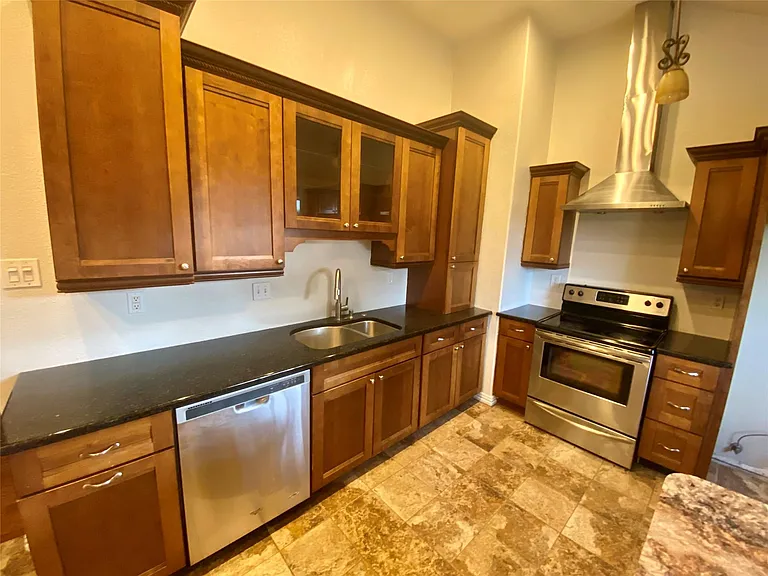 3003 Briar Dr — Photo 13