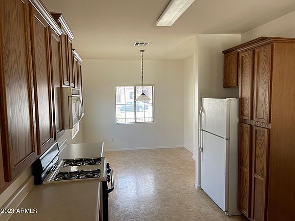 5th image of 15237 W Shaw Butte Dr