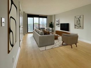 2540 Shore Blvd APT 8G, Astoria, NY 11102