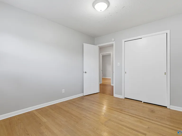 8413 Old Madison Pike — Photo 10