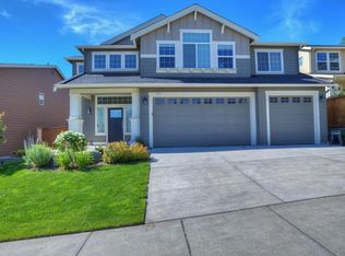 708 201st Pl SW, Lynnwood, WA 98036
