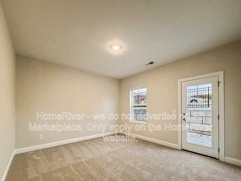 2021 Fishamble St — Photo 11