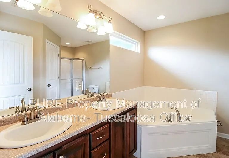 201 Wexford Way — Photo 16