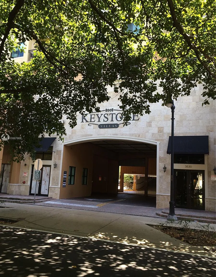 1 bed, 730 sqft, $3,500 — Photo 1