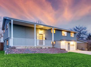 2101 E Panama Dr, Centennial, CO 80121
