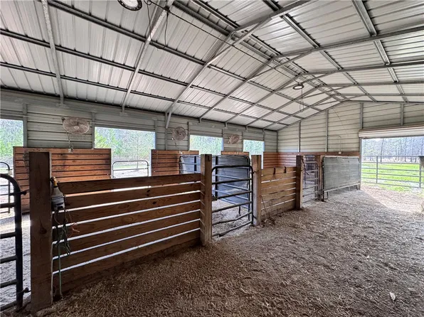 2203 Haynor Rd, Waverly, GA 31565