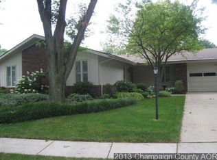 2111 Robert Dr, Champaign, IL 61821