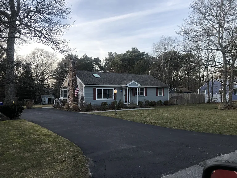 19 Spinnaker Ln — Photo 2