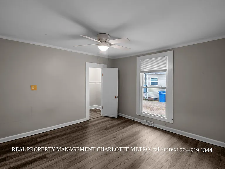 307 Leonard Ave — Photo 14