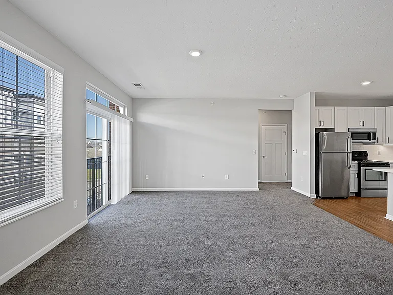 Monmouth Row Apartments — Photo 124