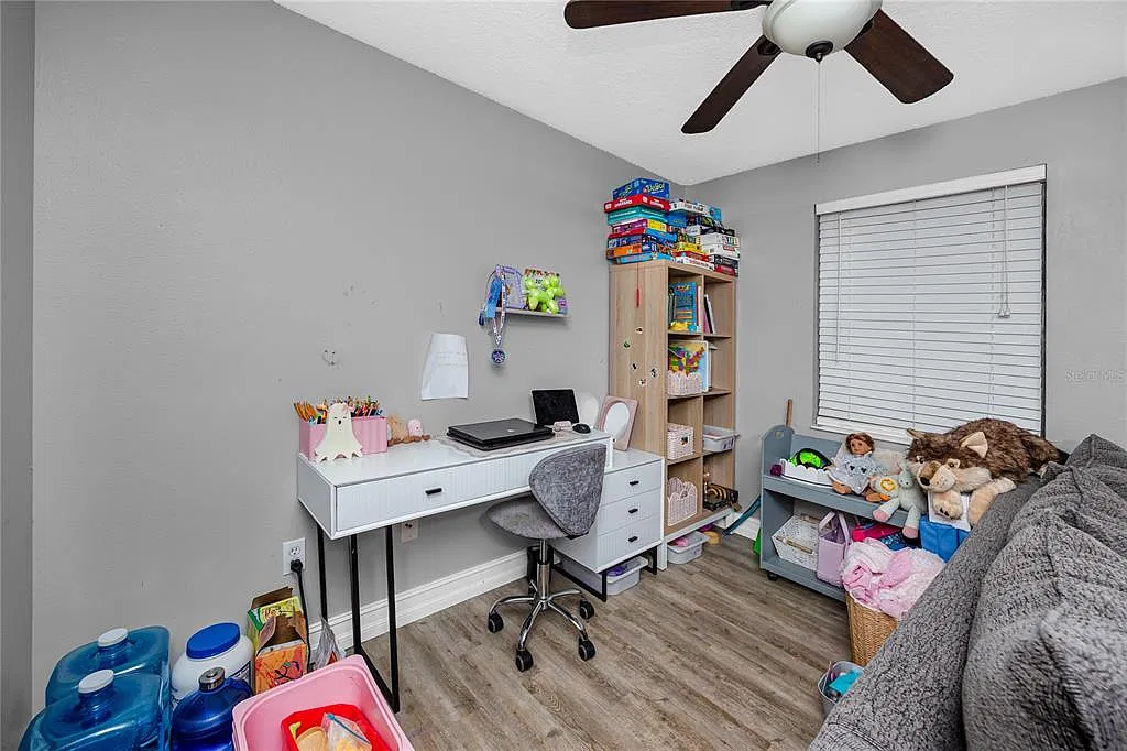 2 bed, 2.0 bath, 915 sqft, $1,700 — Photo 3