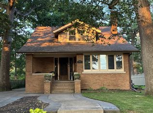 1412 29th St, Moline, IL 61265
