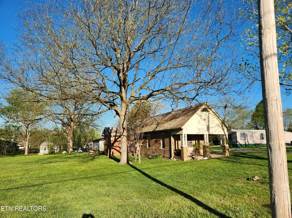 33 Spring Garden Ave, Englewood, TN 37329