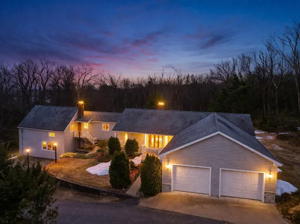 106 Paxton Rd, Holden, MA 01520