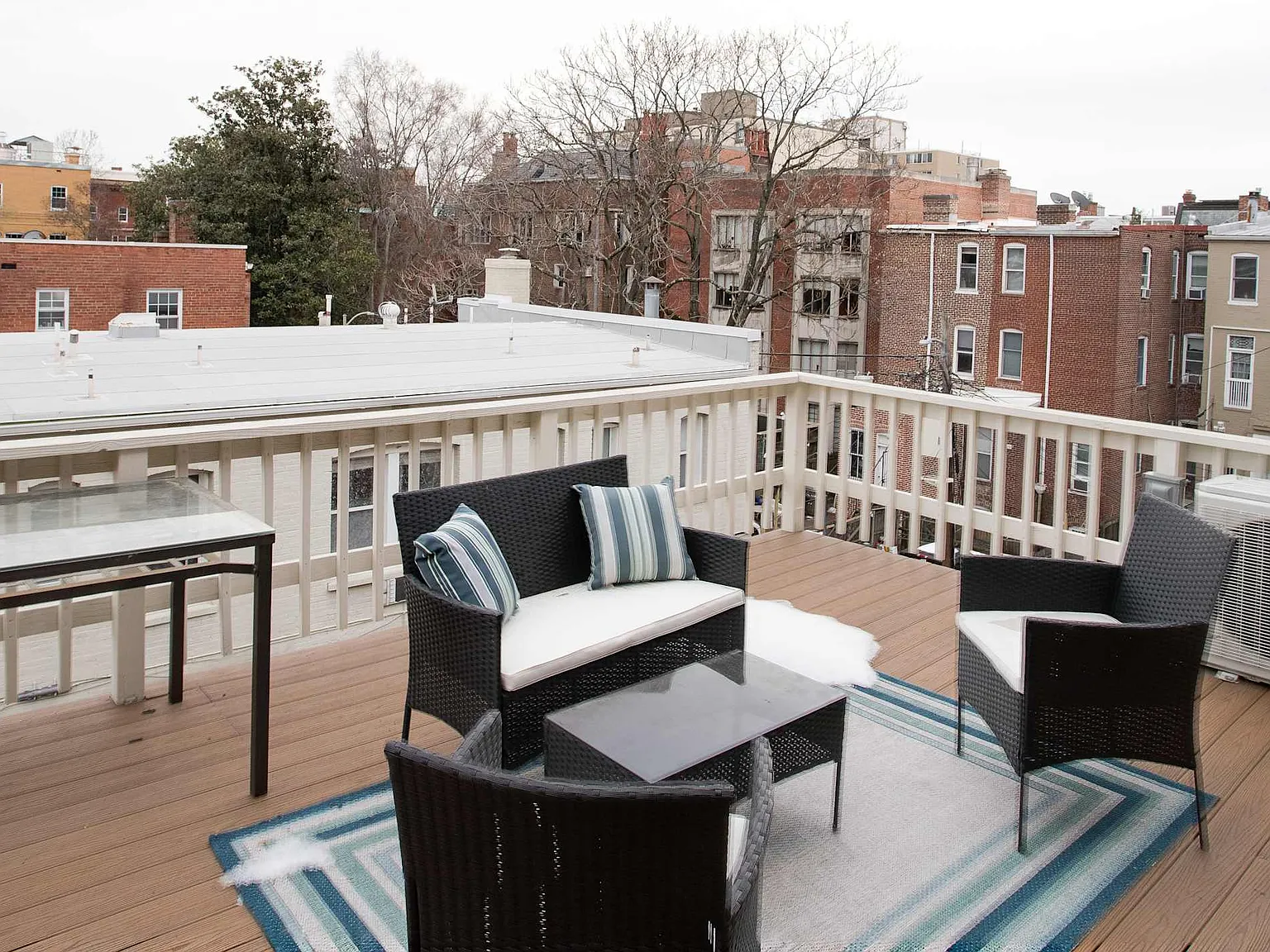 1 bed, 725 sqft, $3,900 — Photo 3