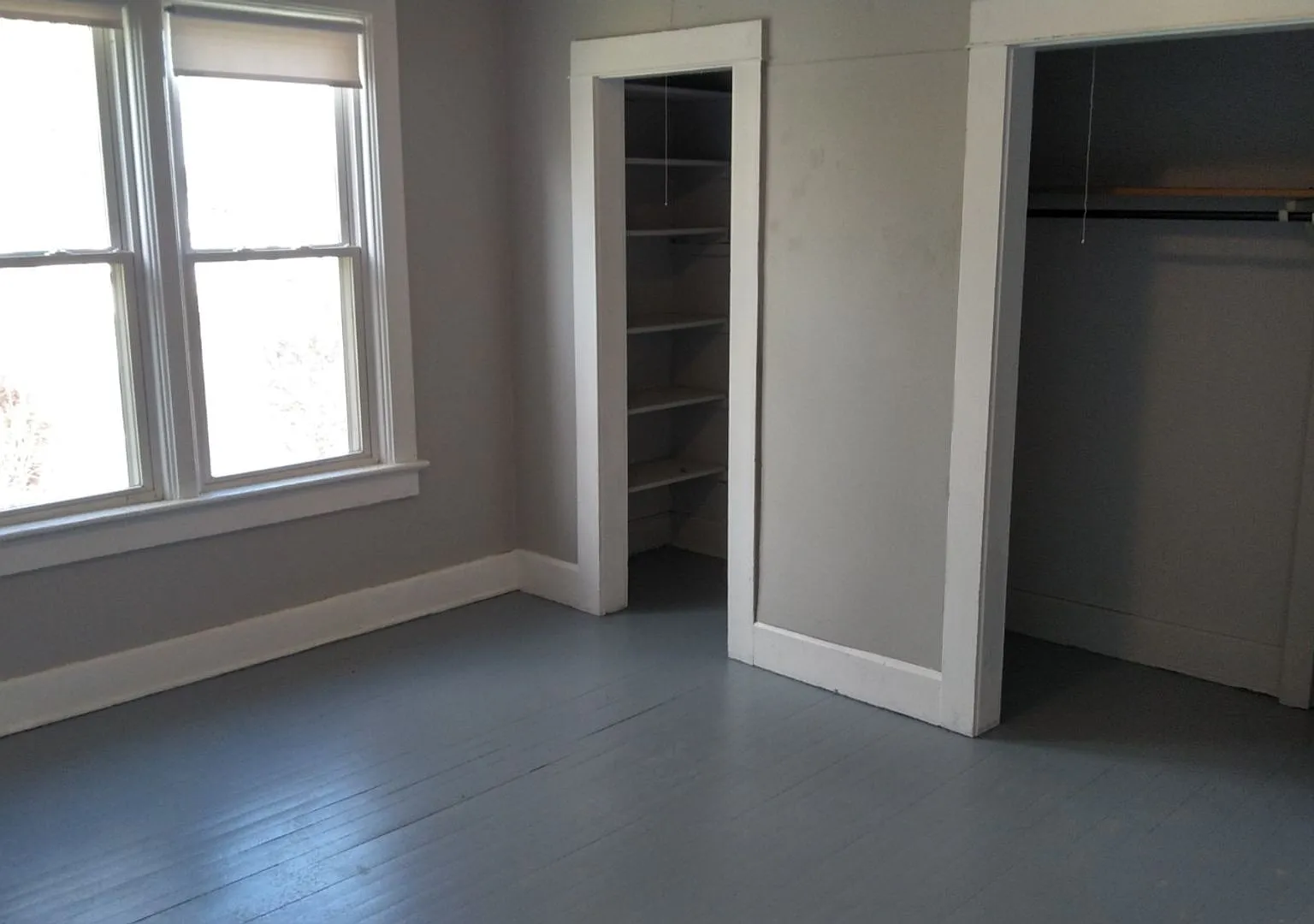 Chestnut 720 — Photo 1