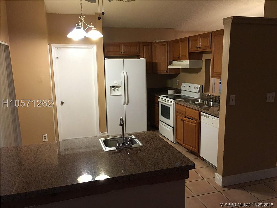 2nd image of 8340 NW 51st St