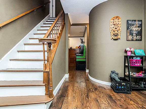 3rd image of 1118 Christina Dr