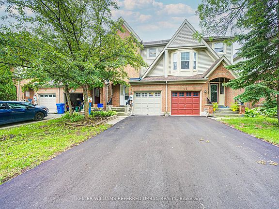 3rd image of 19 Evelyn Buck Ln